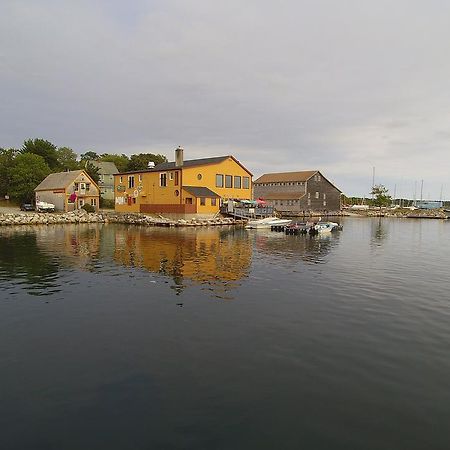Inner Harbor Inn Shelburne Buitenkant foto