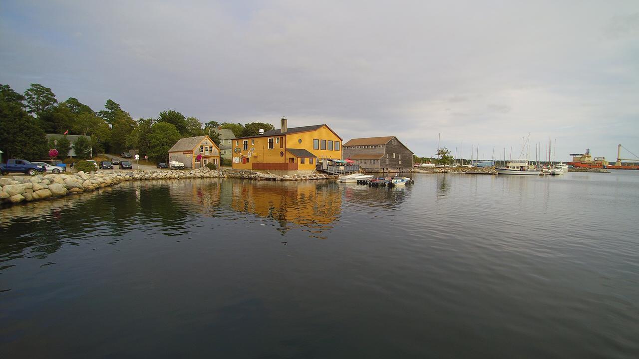 Inner Harbor Inn Shelburne Buitenkant foto